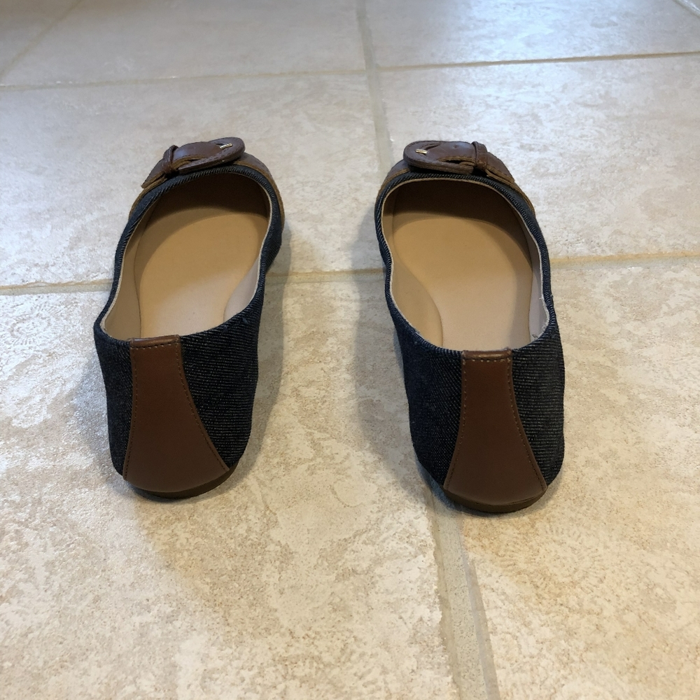 Shoes - Picture 3 of 7